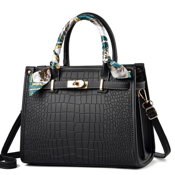 Faux Leather/Faux Croc Handbag - Picture 1 of 6